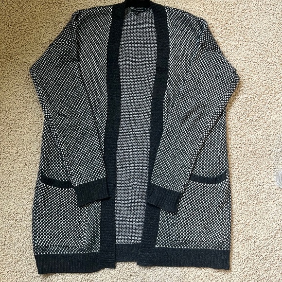 Staccato Cardigan - Picture 1 of 3